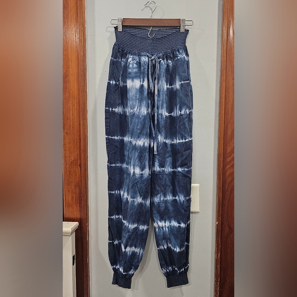 Boutique jogger type pants with pockets - Picture 6 of 7